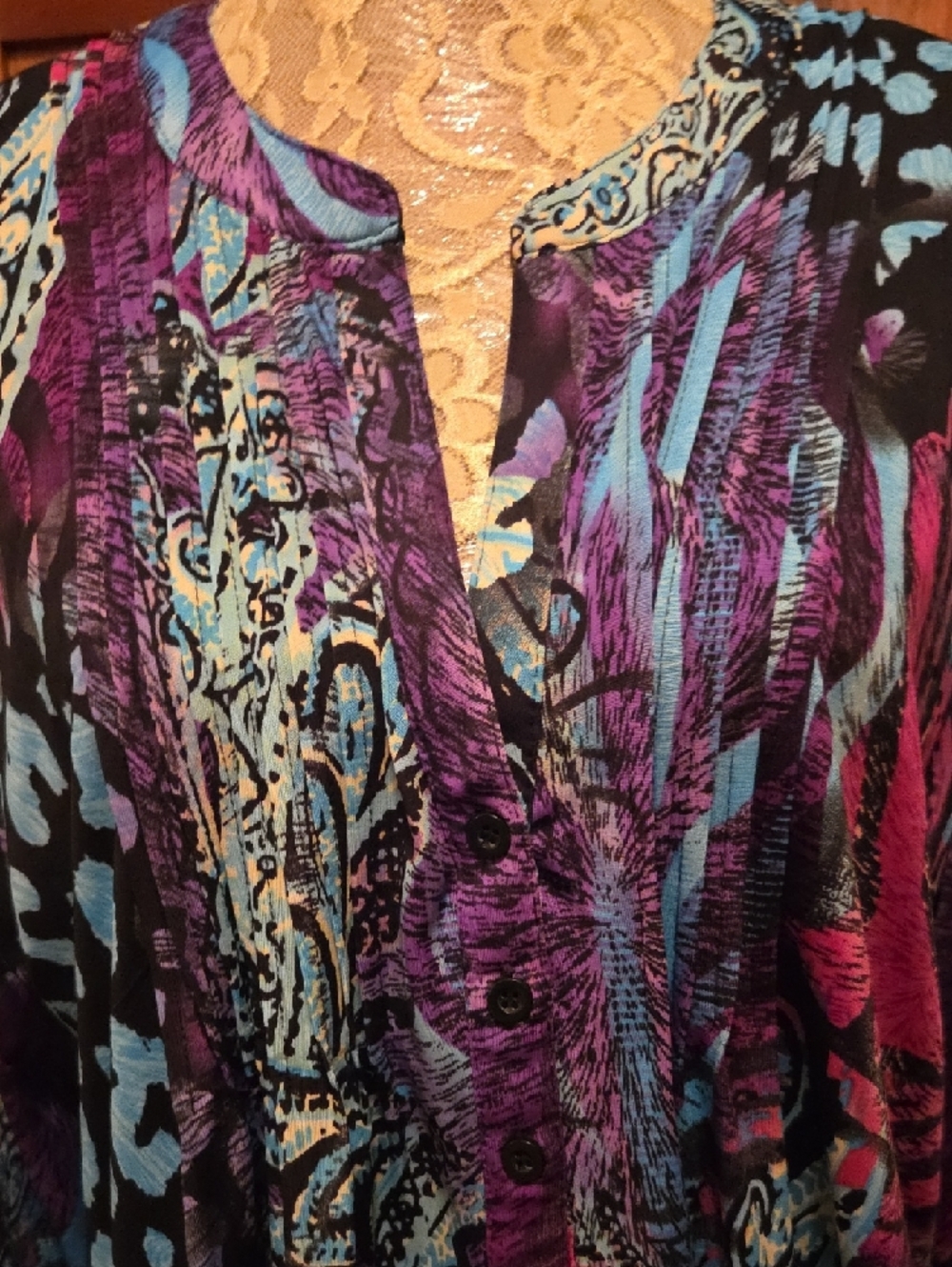 1X Women's Multicolor Printed Tunic Top - 3/4 Sleeve - Picture 2 of 6